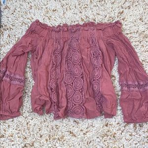 american eagle blush pink off the shoulder top